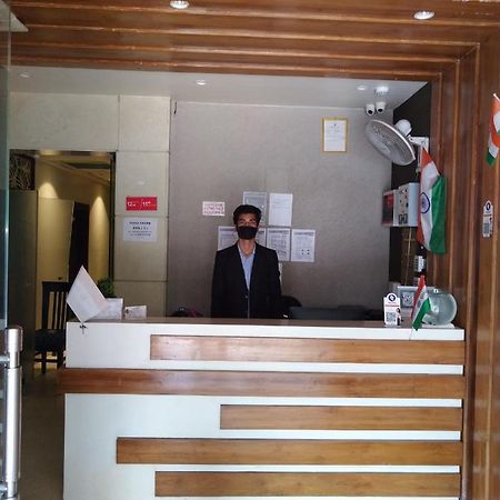 Hotel Megha Inn Lucknow Exterior photo